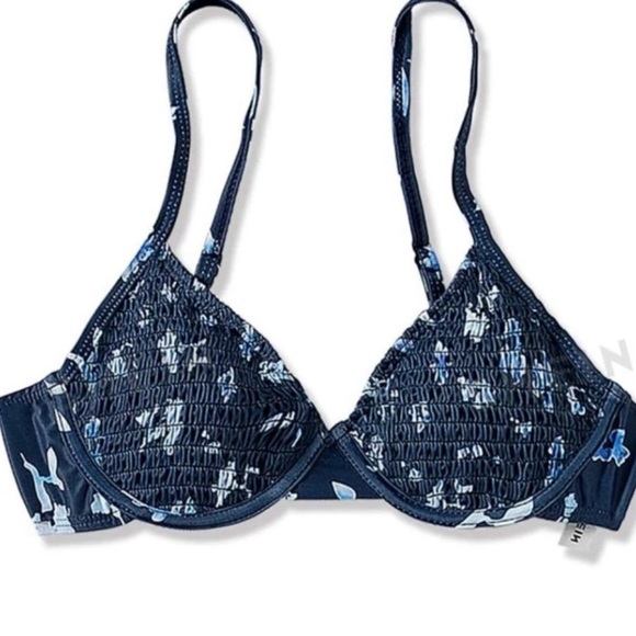 Moving sale - Picture 8 of 12